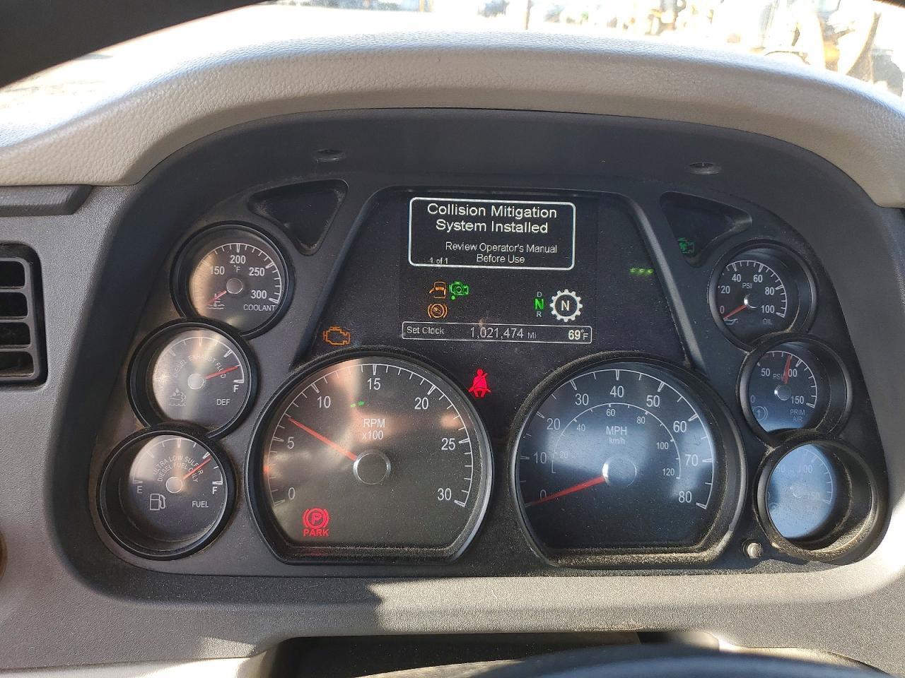 2019 Peterbilt 579 Semi Truck