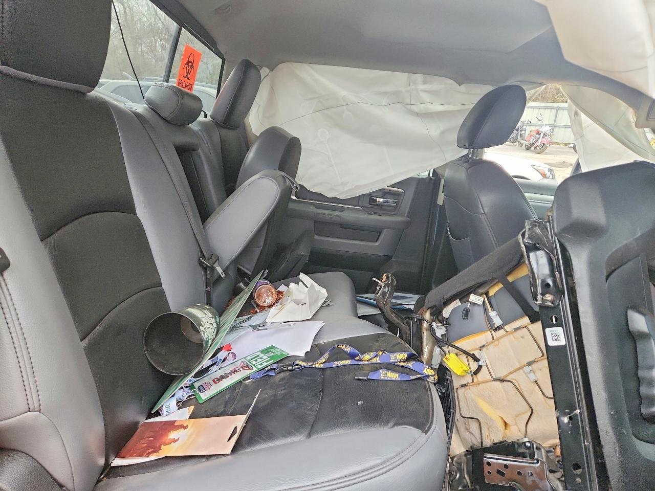 2015 Dodge RAM 1500 SLT