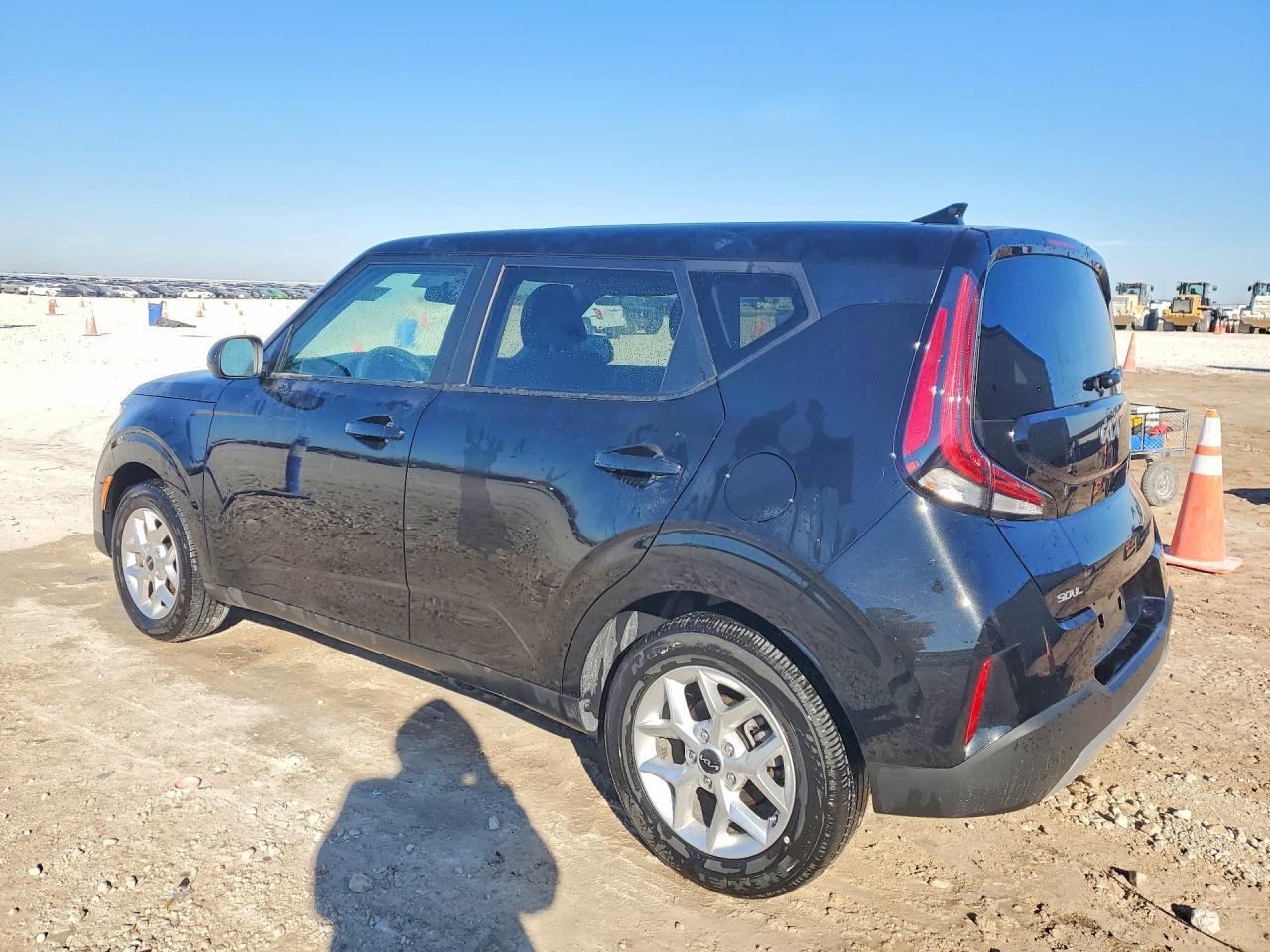 2025 KIA Soul lx