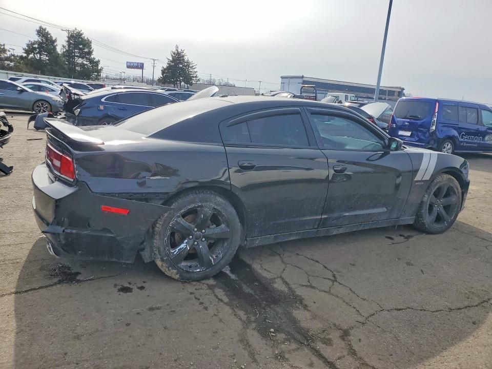 2011 Dodge Charger r