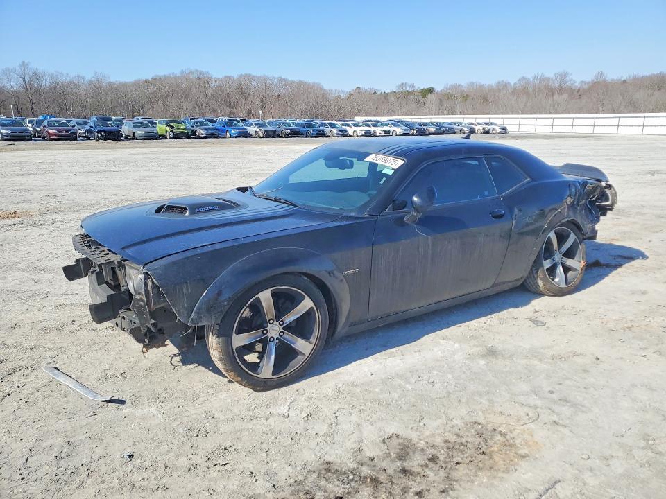 2015 Dodge Challenger sxt Plus