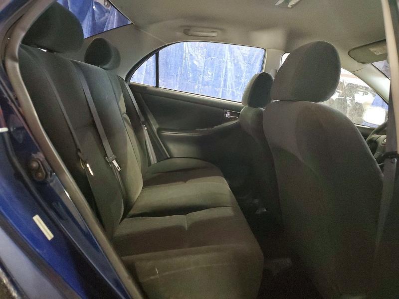 2004 Toyota Corolla ce