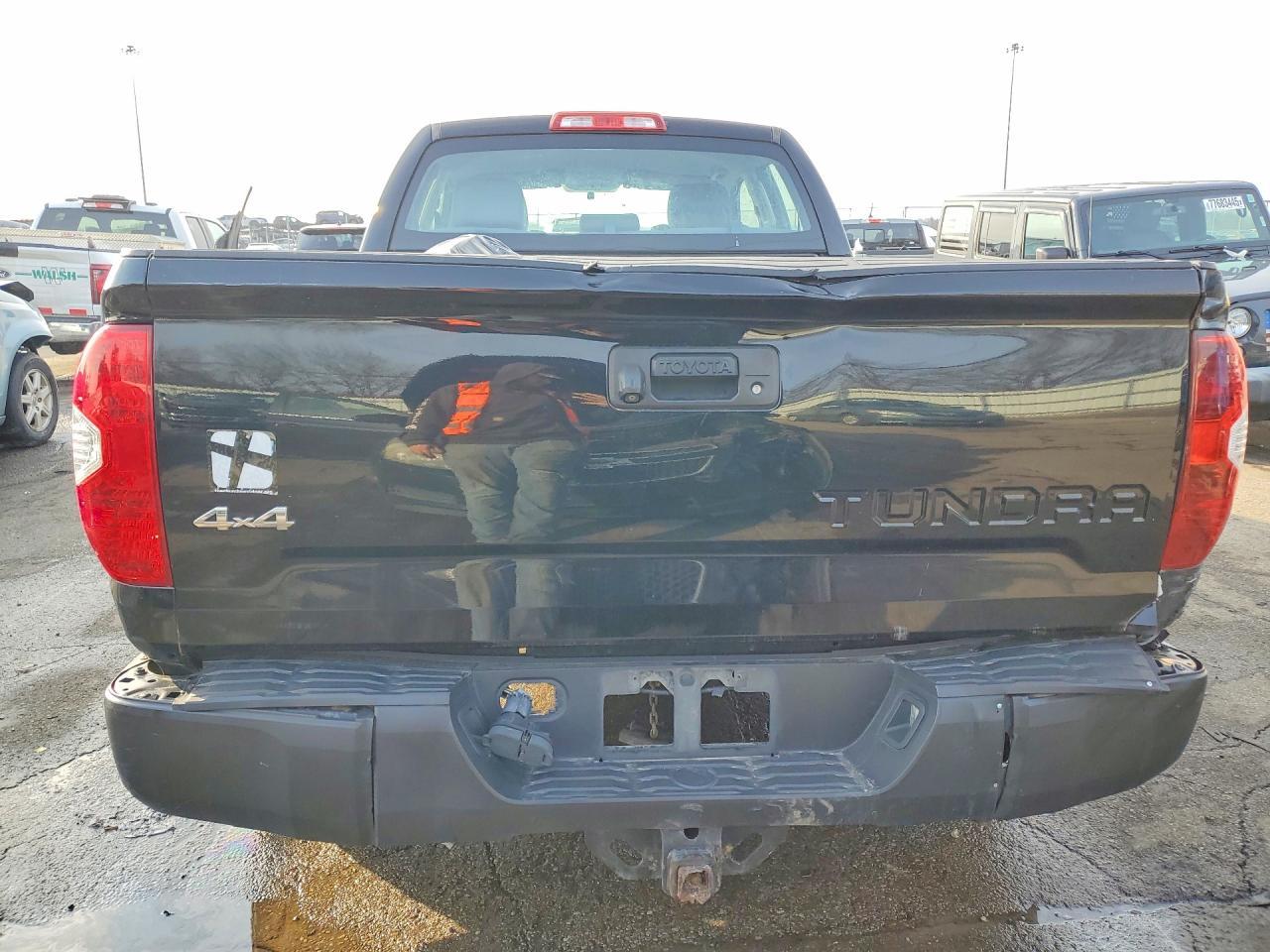 2015 Toyota Tundra Double Cab SR