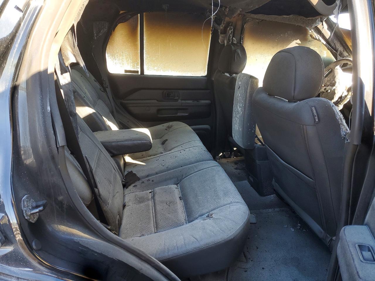 2002 Niss Pathfinder se