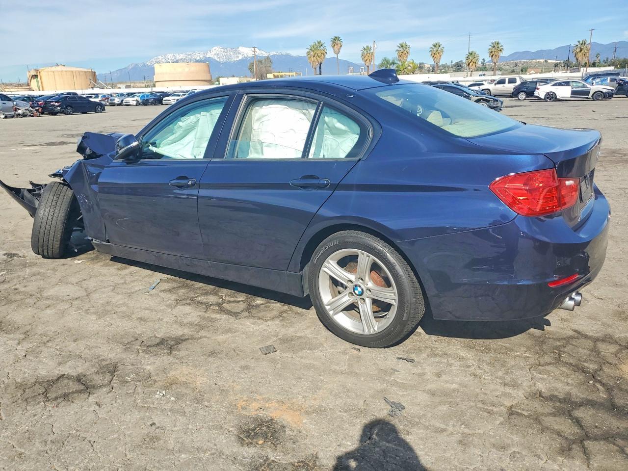 2015 BMW 328 i