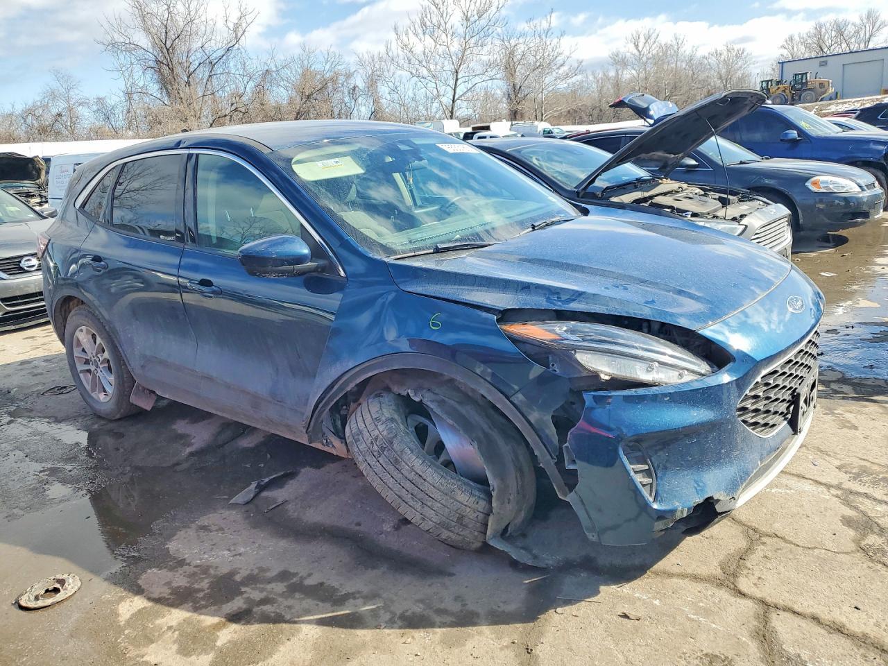 2020 Ford Escape se