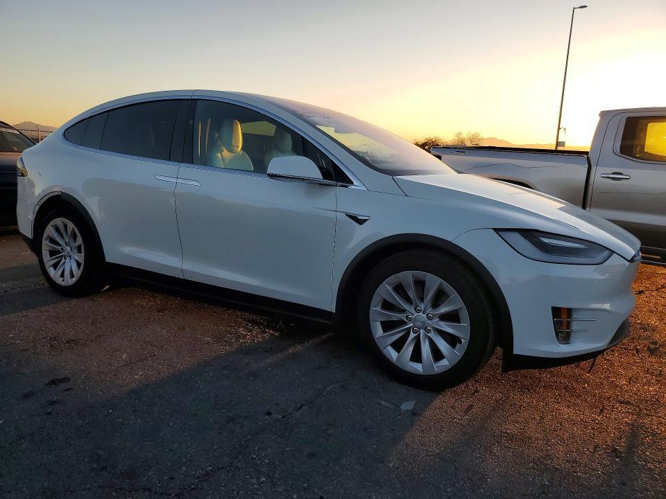 2017 Tesla Model x