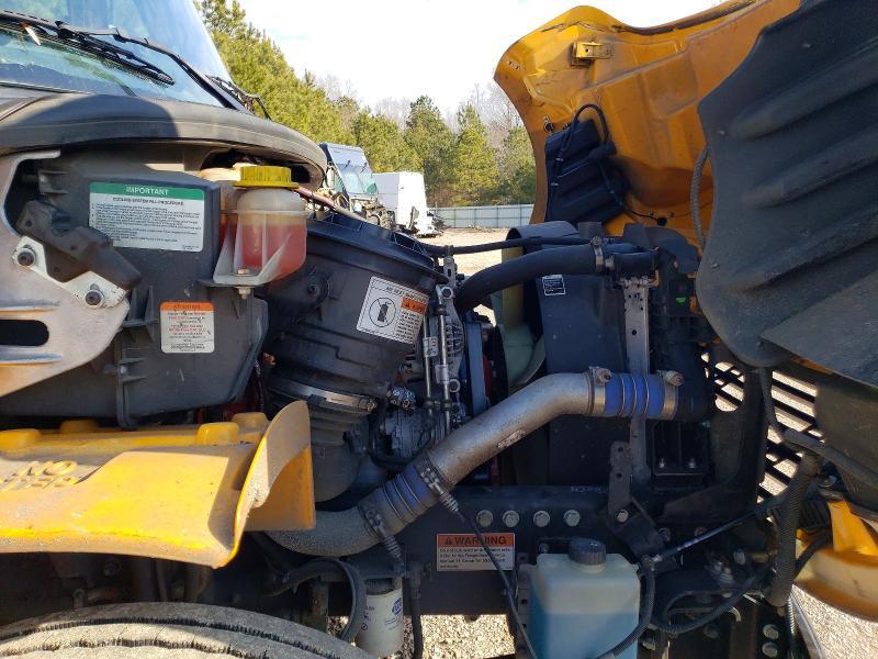 2022 Freightliner Chassis B2B