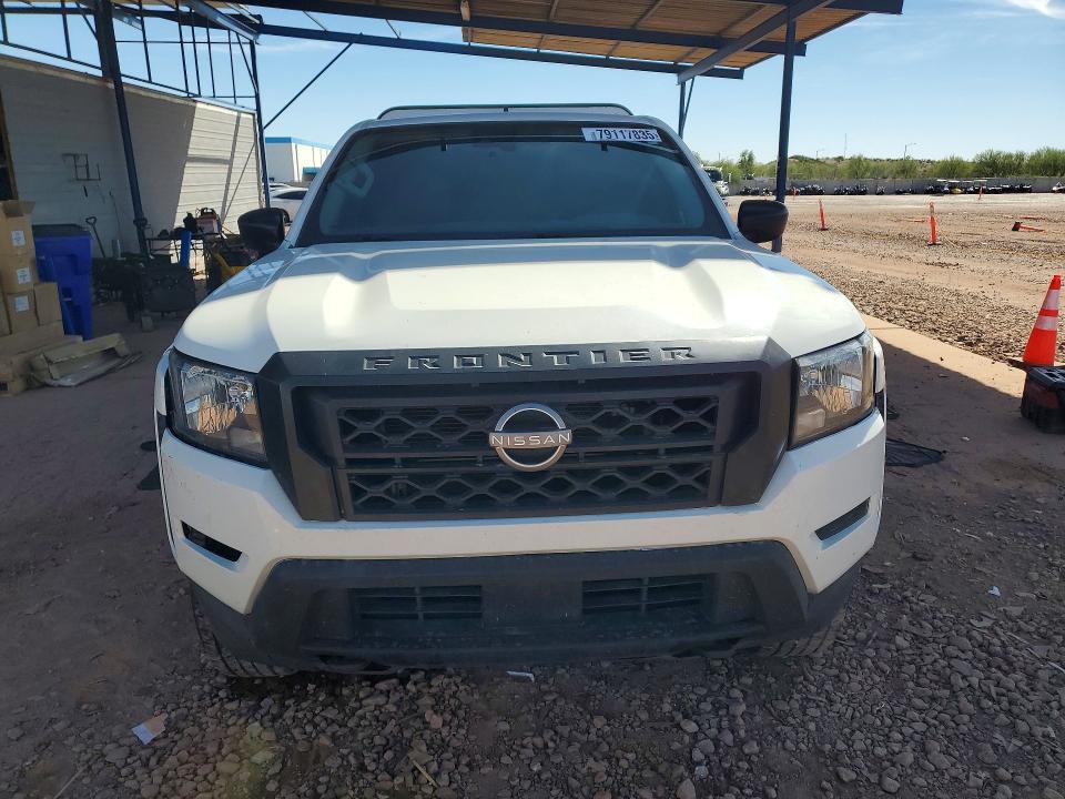 2022 Nissan Frontier S