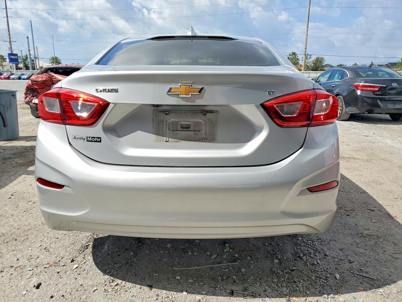 2018 Chevrolet Cruze lt