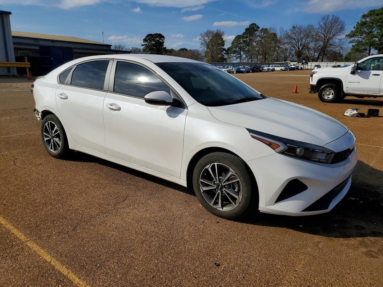 2023 KIA Forte