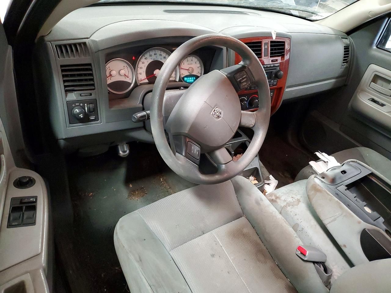 2005 Dodge Dakota slt