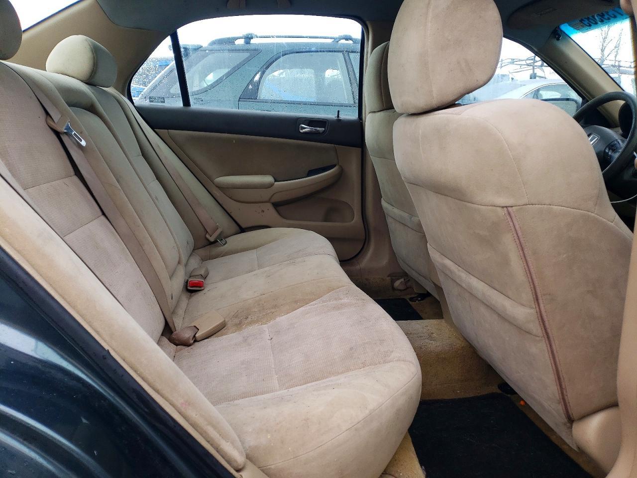 2004 Honda Accord lx