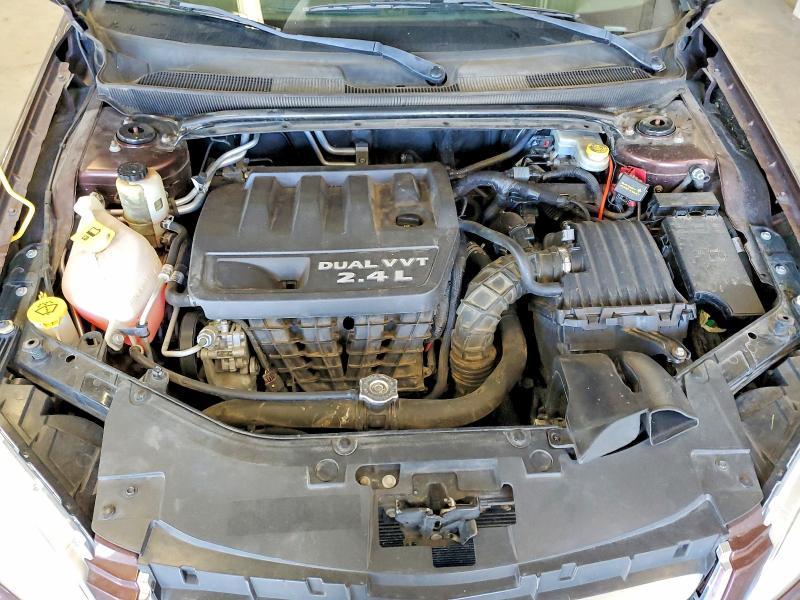 2013 Chrysler 200 Touring