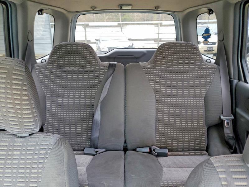 2001 Nissan Xterra Xe-v6