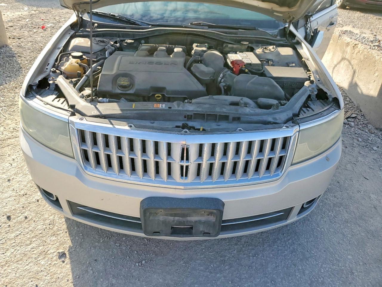 2009 Lincoln Townhouse MKZ