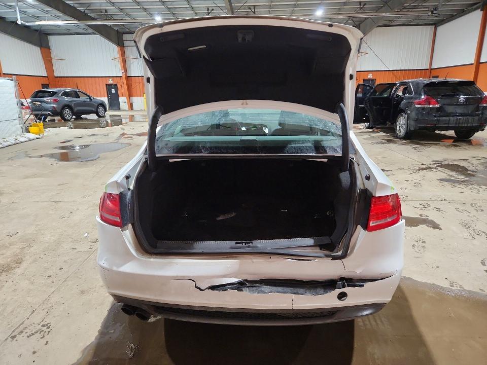 2011 Audi A4 2.0t Quattro 4DR