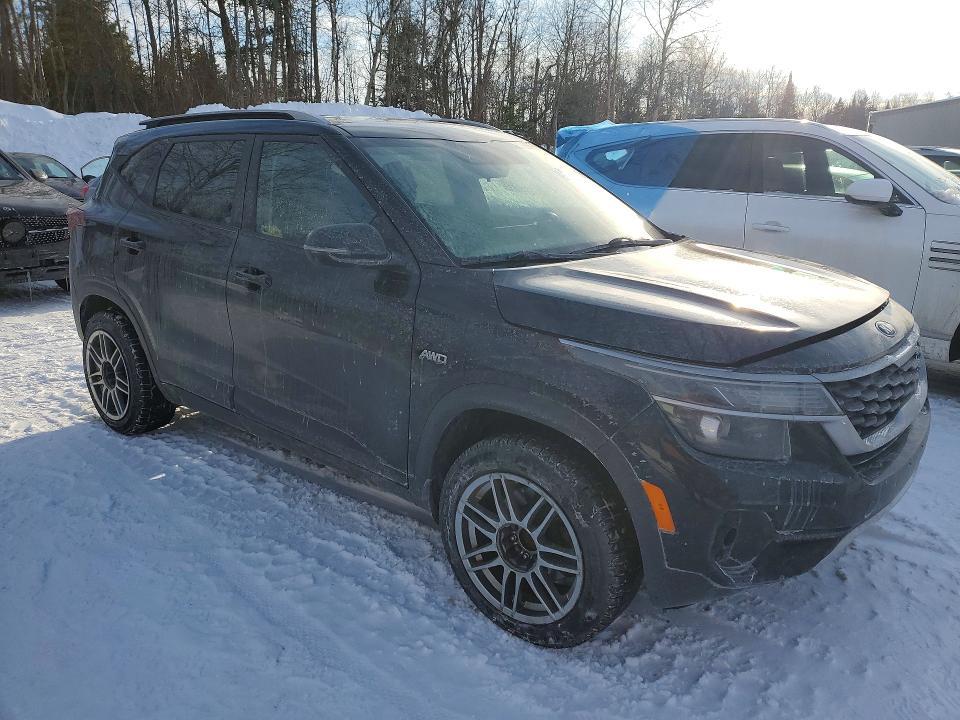 2021 KIA Seltos lx