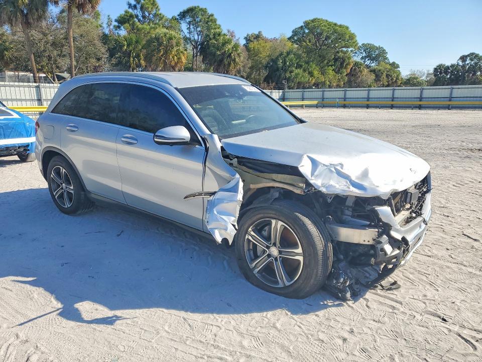 2016 Mercedes-Benz Glc 300