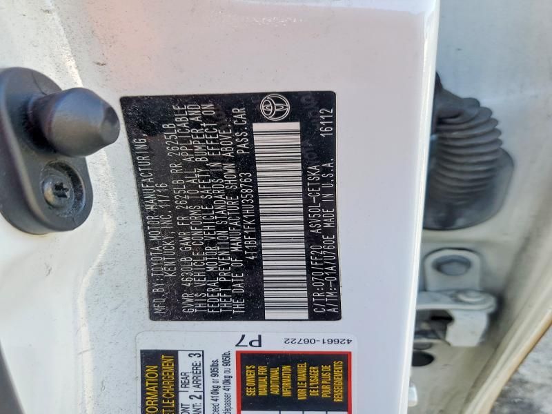 2017 Toyota Camry le