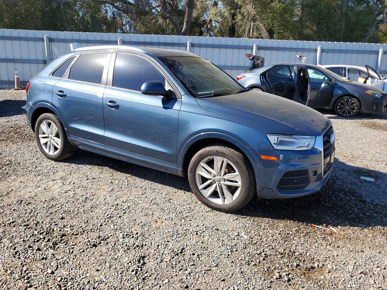 2017 Audi Q3 Premium