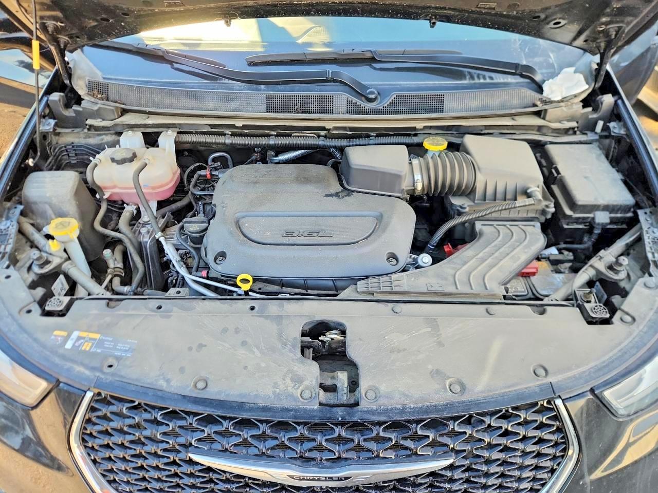 2024 Chrysler Pacifica Touring l