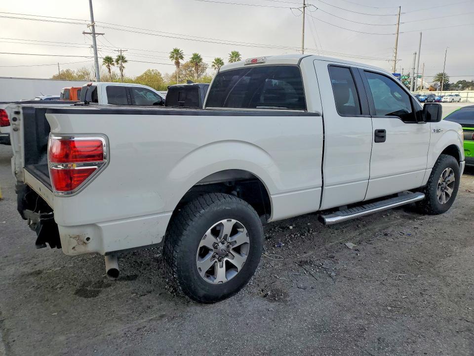 2013 Ford F150 Super cab