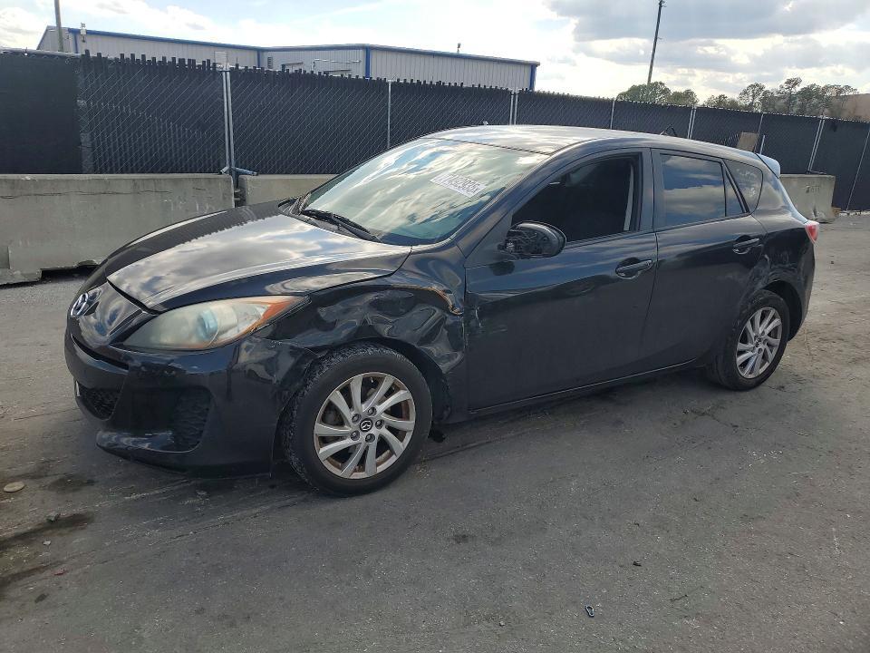 2013 Mazda 3 I
