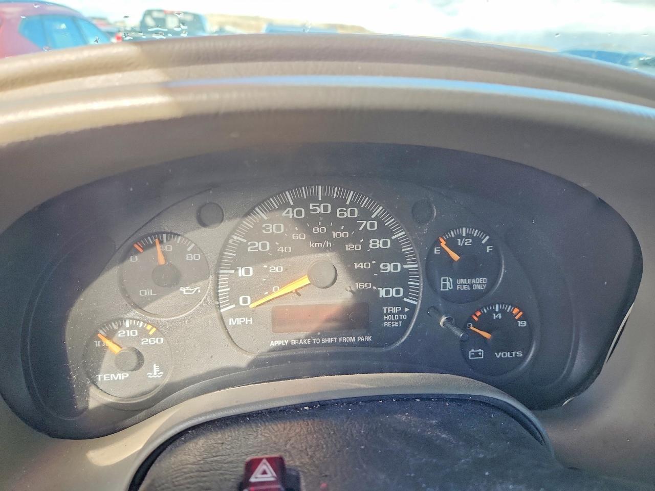 2005 GMC Safari XT