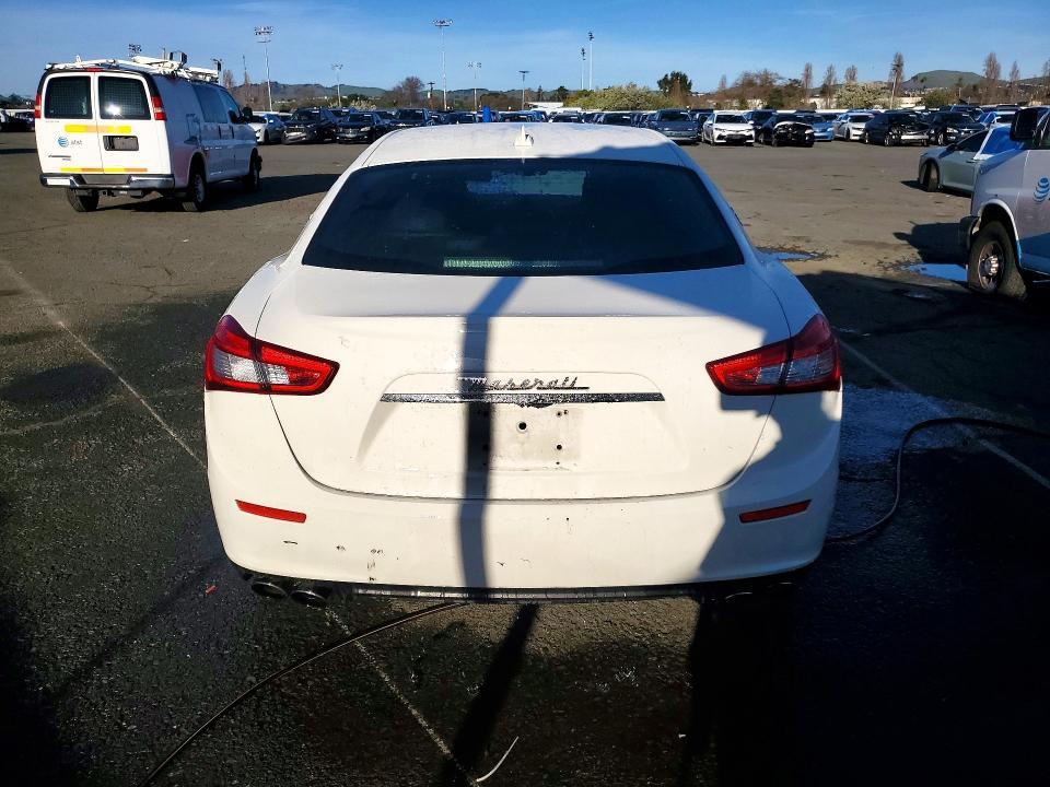 2015 Maserati Ghibli