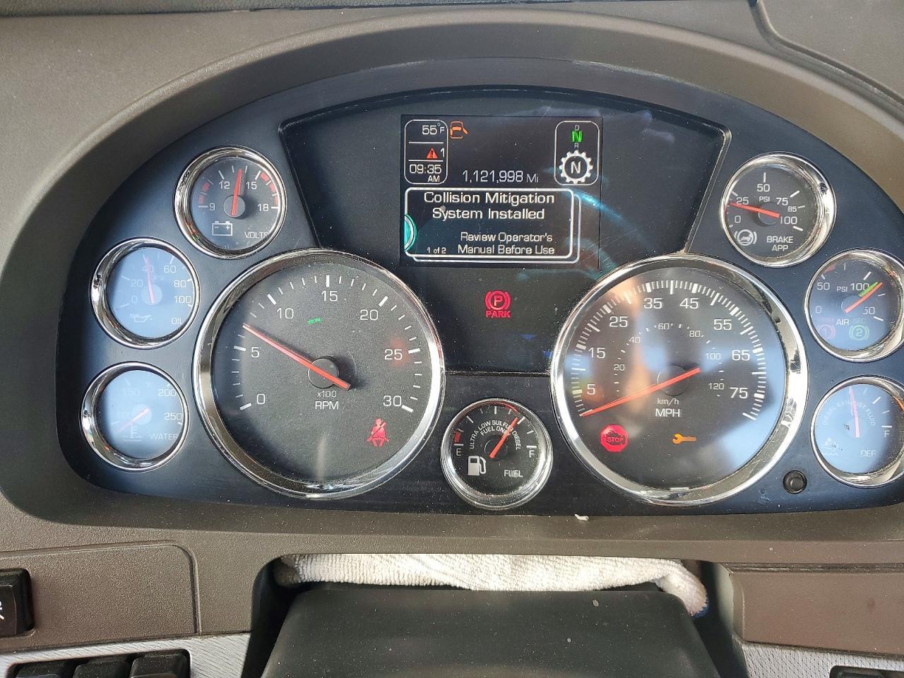 2019 Kenworth T680 Semi Truck