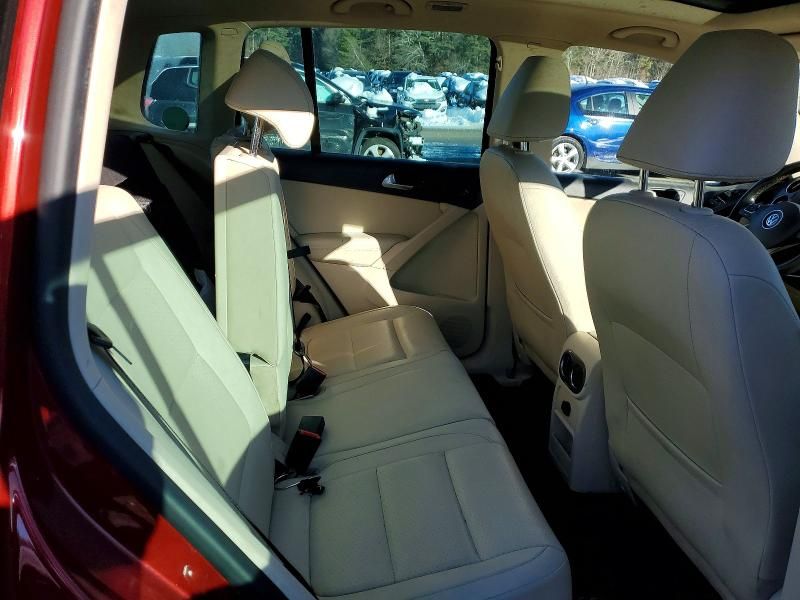 2016 Volkswagen Tiguan s