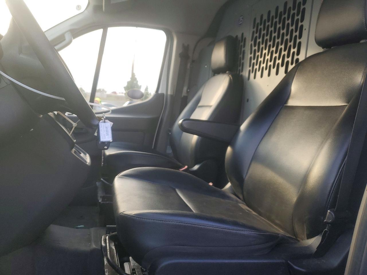 2023 Ford Transit T-250