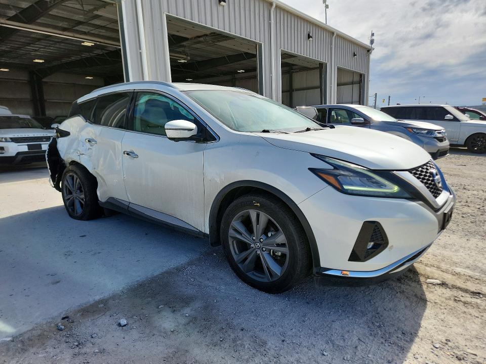 2019 Nissan Murano s