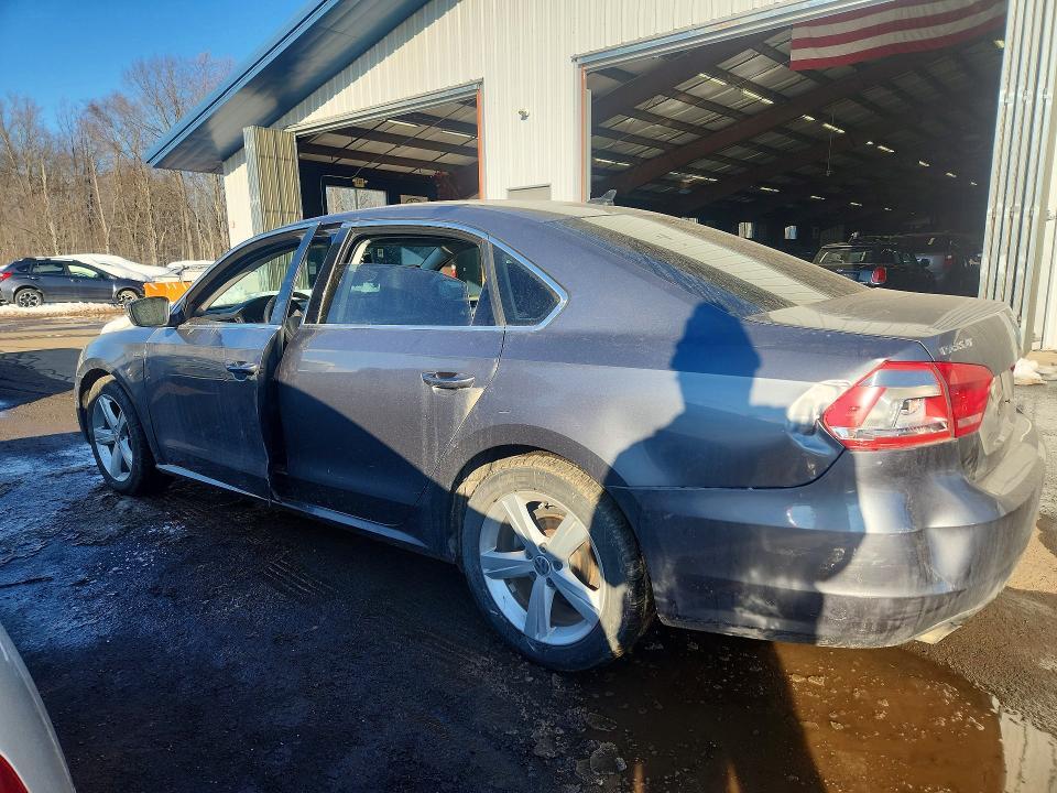 2015 Volkswagen Passat s
