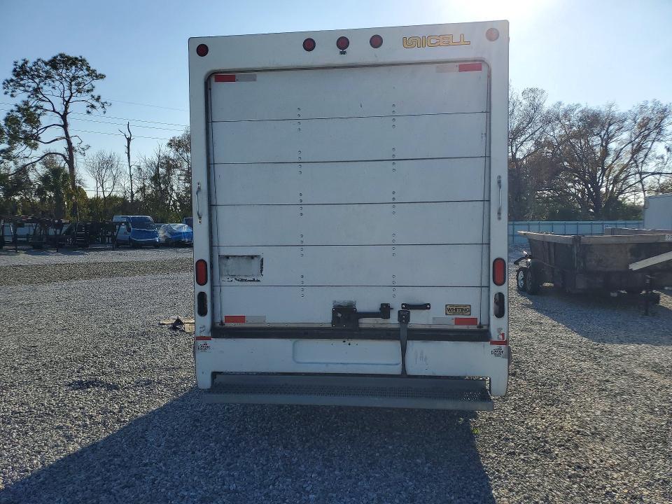 2015 Ford Transit Cutaway T-13