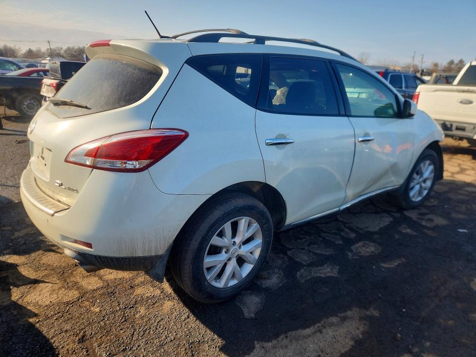 2011 Nissan Murano s