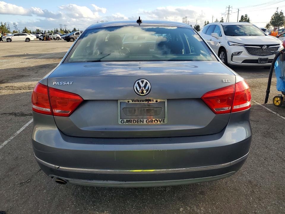 2013 Volkswagen Passat sel