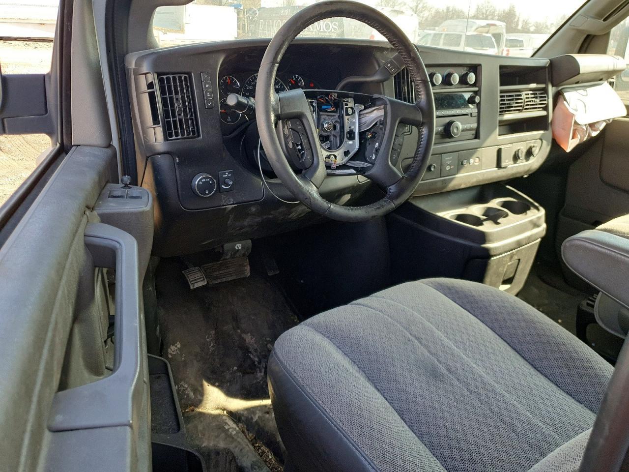 2020 Chevrolet Express Delivery Truck