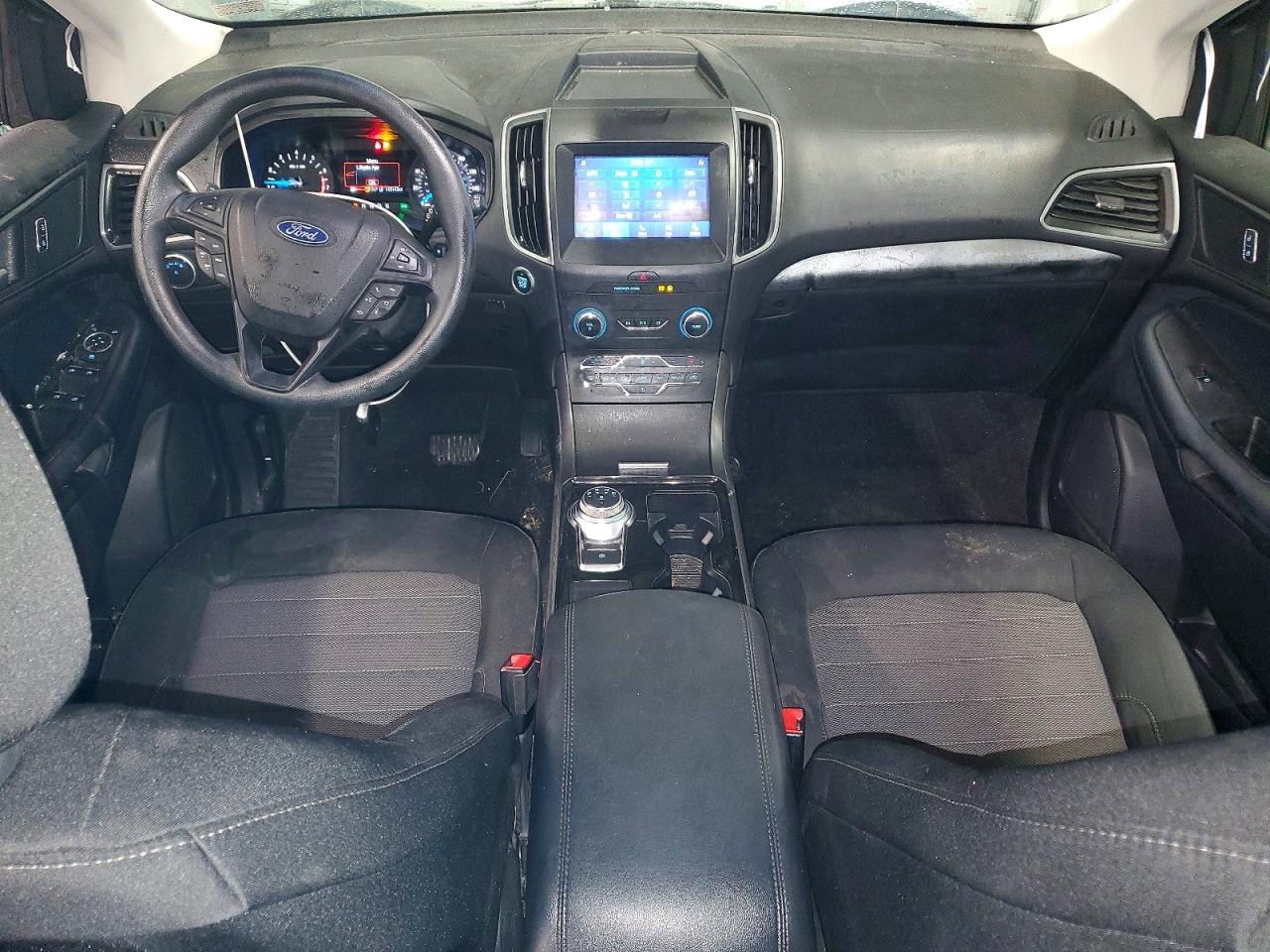 2020 Ford Edge se