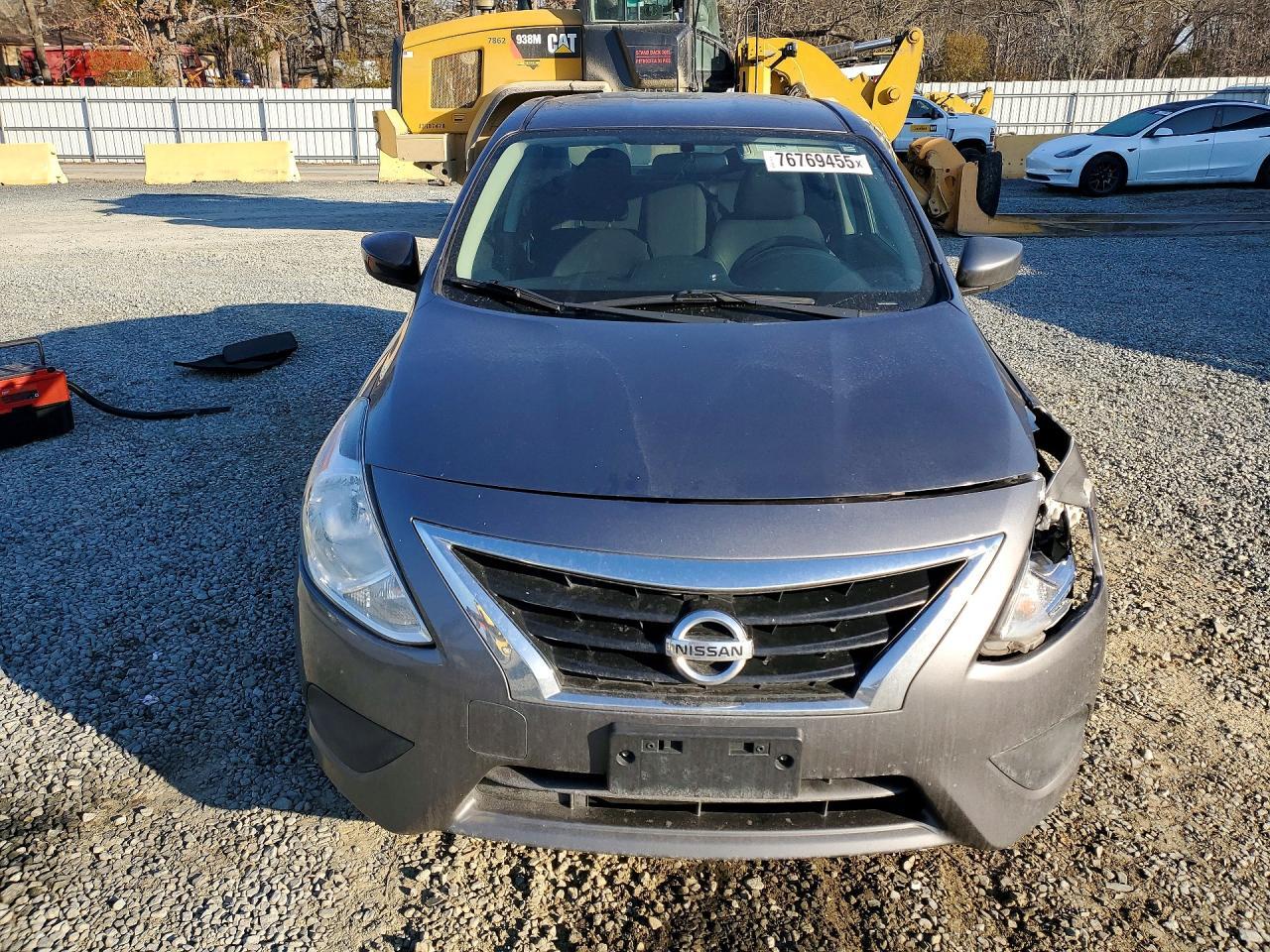 2019 Nissan Versa s