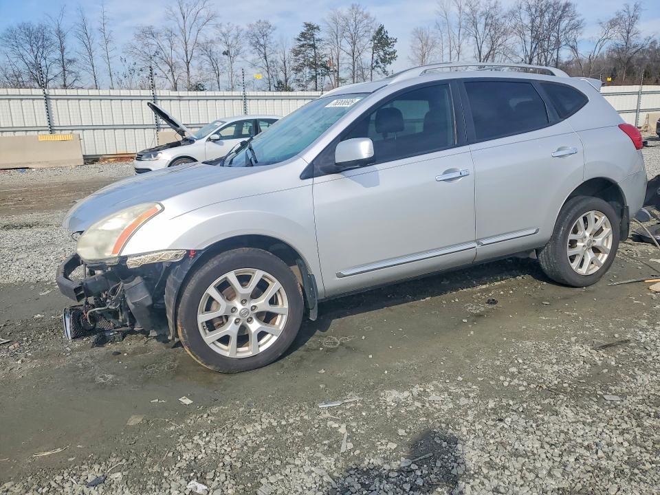 2013 Nissan Rogue s