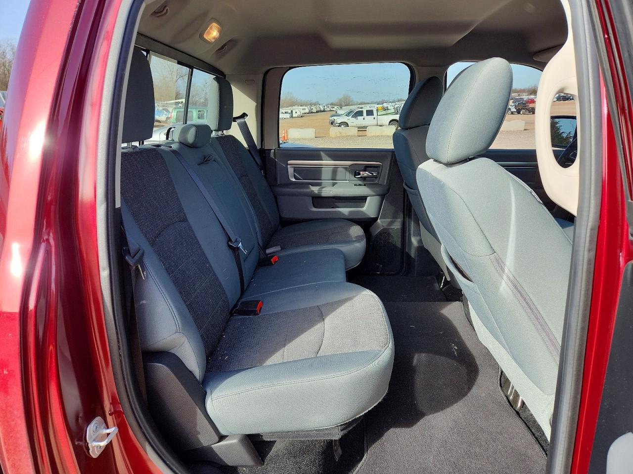 2016 Dodge RAM 1500 SLT