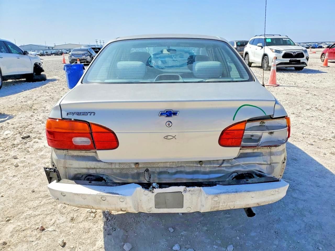2000 Chevrolet Geo Prizm Base