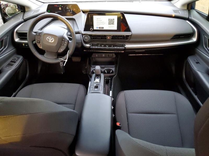 2026 Toyota Prius le