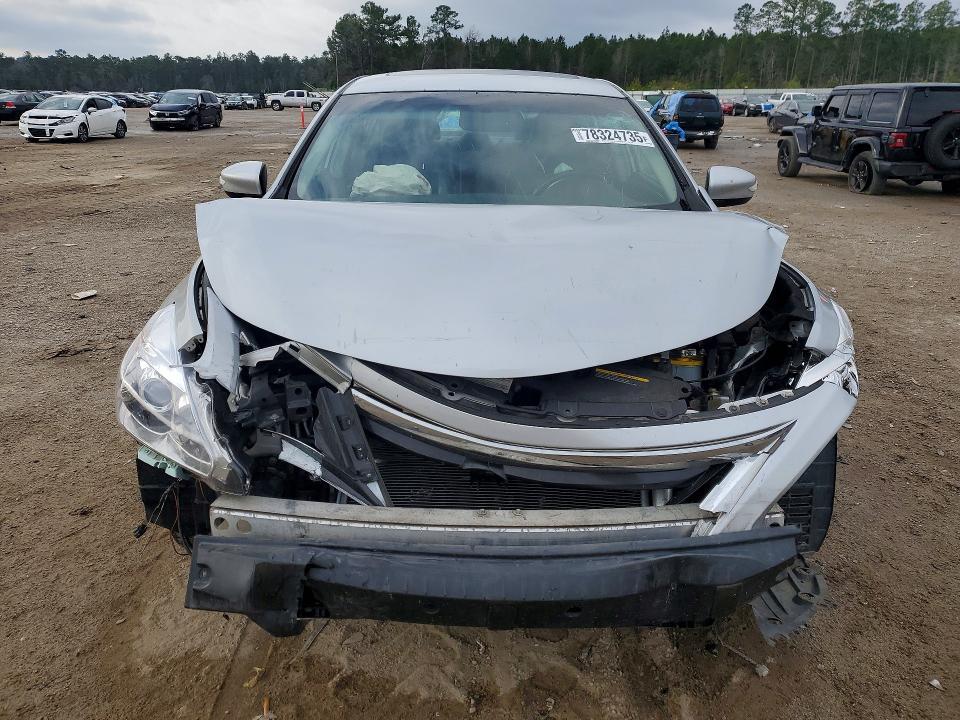 2013 Niss Altima 2.5