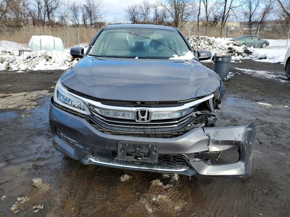 2017 Honda Accord Touring