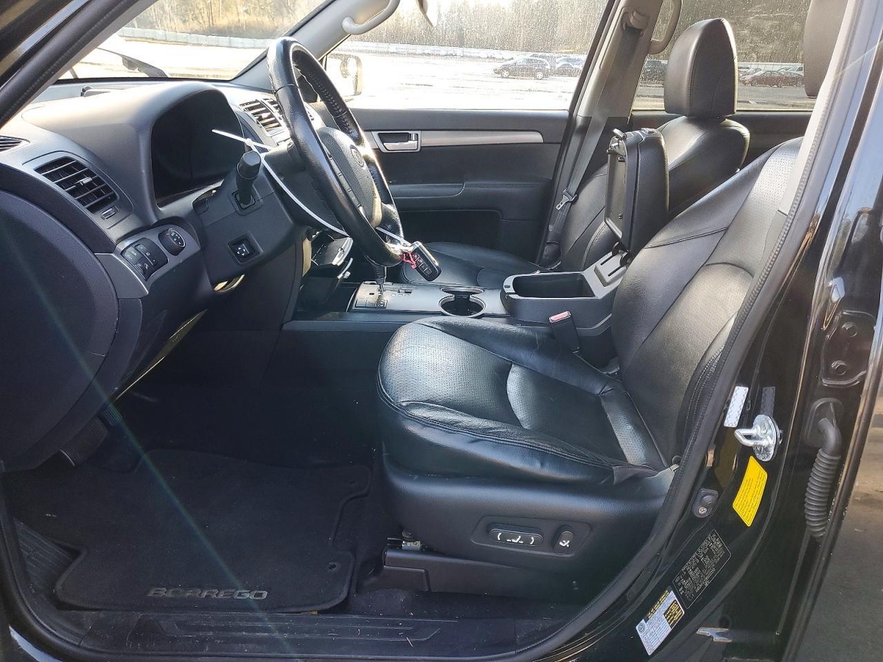 2009 KIA Borrego lx