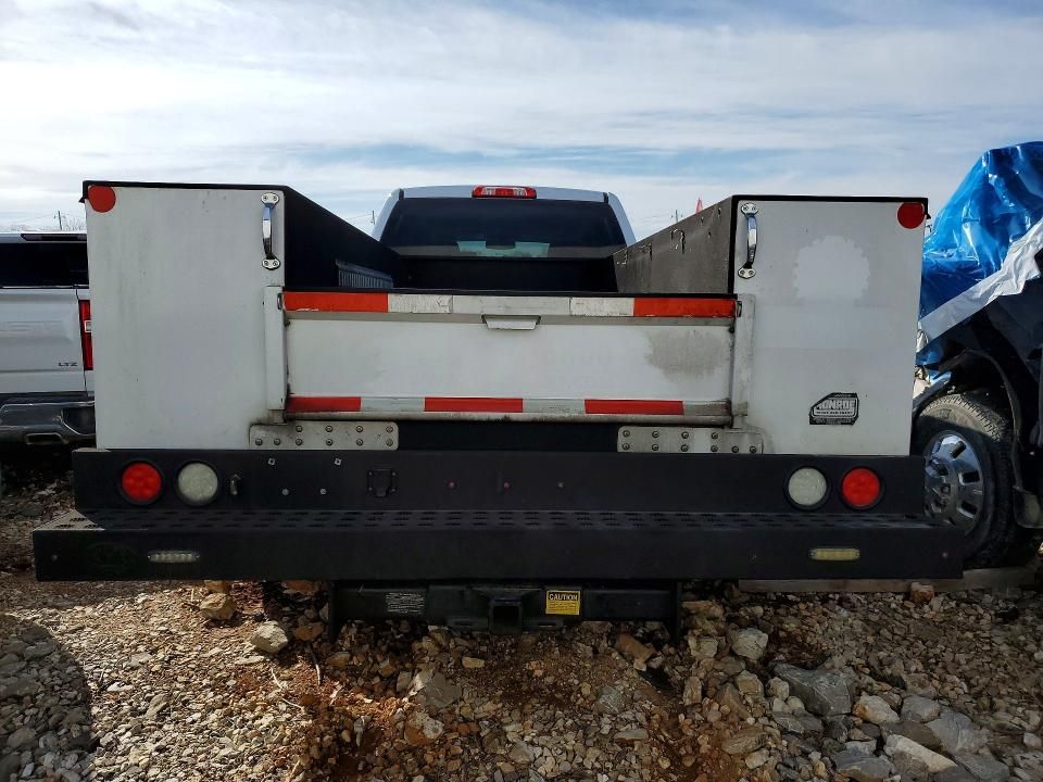 2018 Chevrolet Silverado Utility / Service Truck