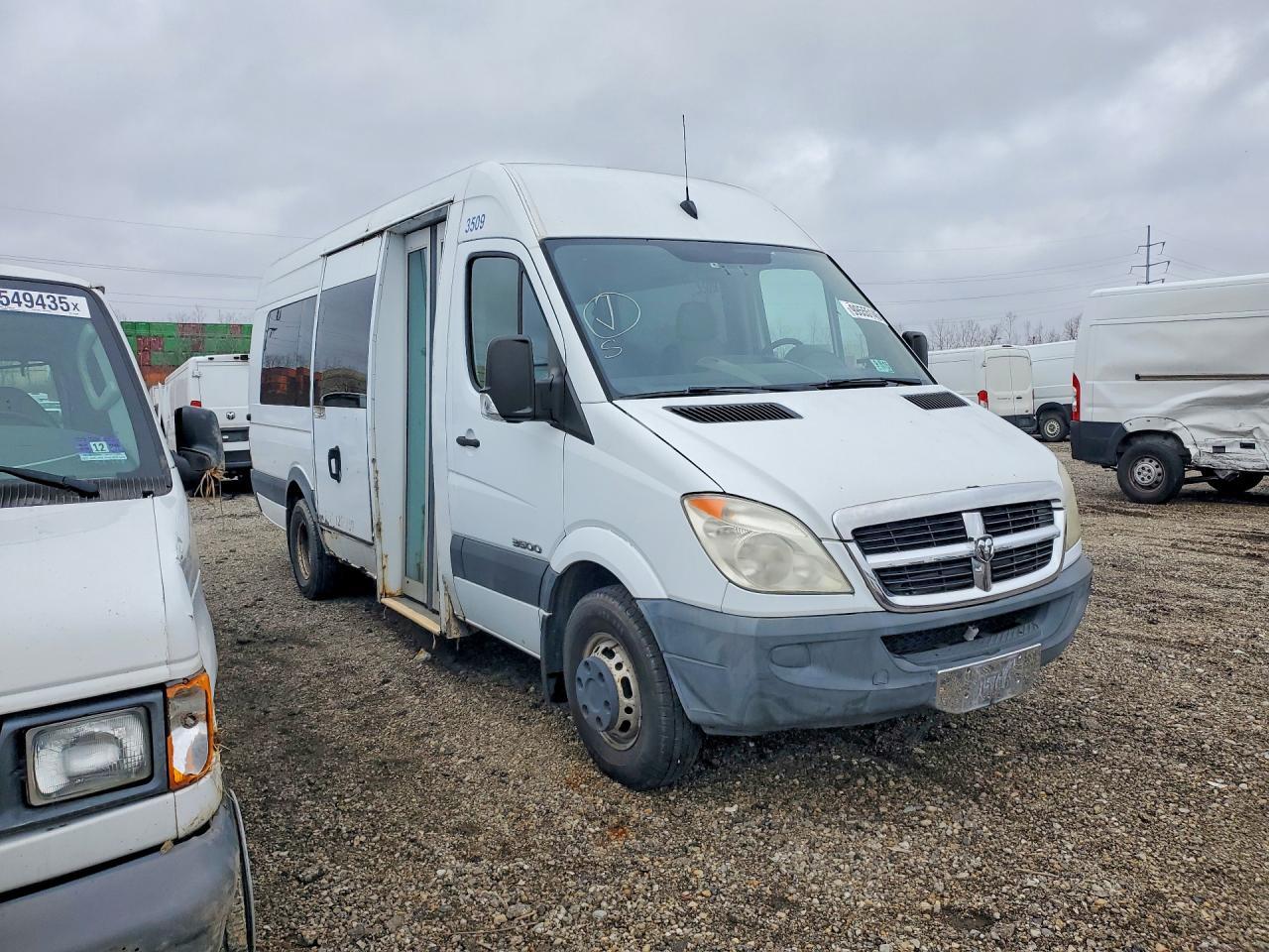2007 Ford Econoline E150 van